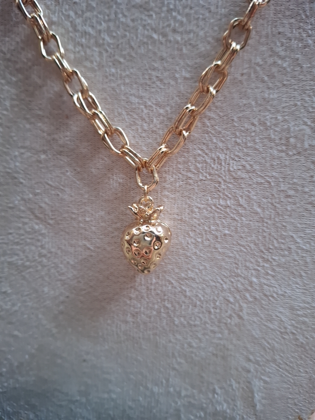 collar24.1